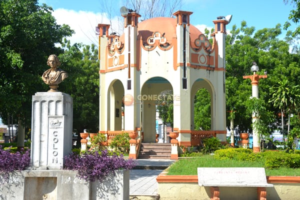 Parque Central Cristóbal Colón San Cristóbal