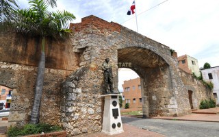 Puerta de la Misericordia