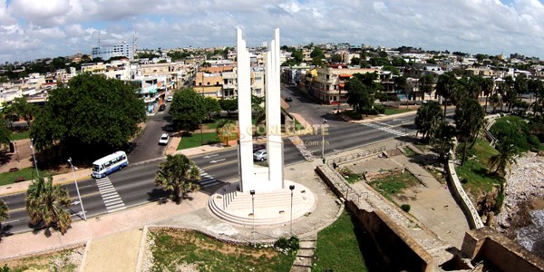 Obelisco Hembra de Santo Domingo