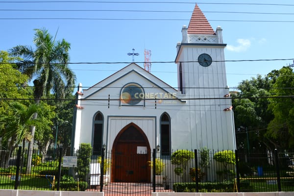Iglesia San Rafael Boca Chica