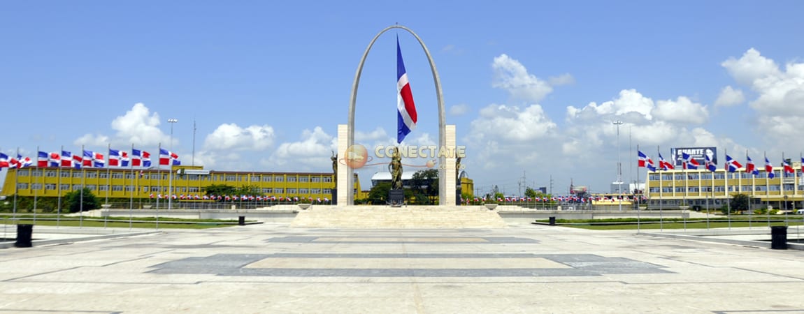 plaza-de-la-bandera