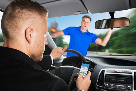 Cómo Evitar las Distracciones al Conducir