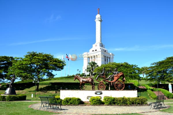 Monumento a los Héroes de la Restauración