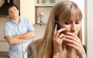 Cómo Saber si tu Pareja te Miente
